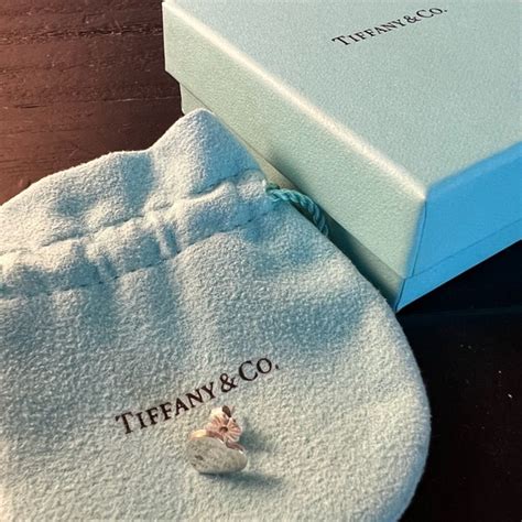 return to tiffany single earring